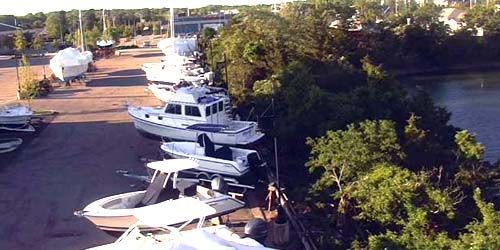 Dry parking for boats and yachts webcam - Boston