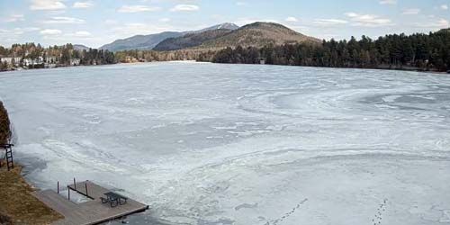 Lac Miroir webcam - Lake Placid