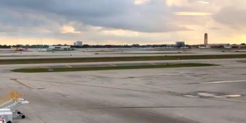 Aéroport international -  Webсam , Florida Fort Lauderdale