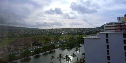 Ala Wai canal - live webcam, Hawaii Honolulu