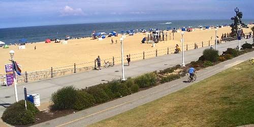 Sandy beaches on the coast - live webcam, Virginia Virginia Beach