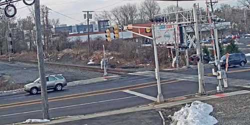 Cruce de ferrocarril en los suburbios de Bergenfield -  Webcam , Nueva Jersey Newark