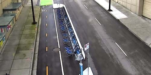 Bicycle rental near Simon Fraser University - live webcam, British Columbia Vancouver