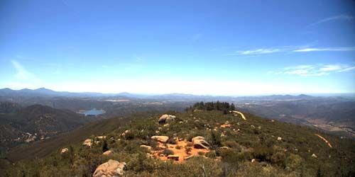 Summit of Black Mountain, Sutherland Lake - live webcam, California San Diego