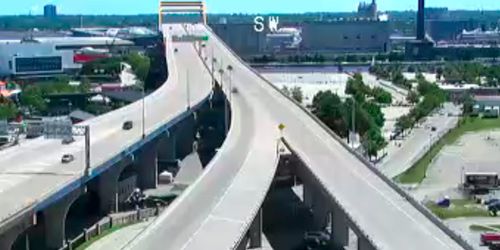 Daniel W. Hoan Memorial Bridge - live webcam, Wisconsin Milwaukee