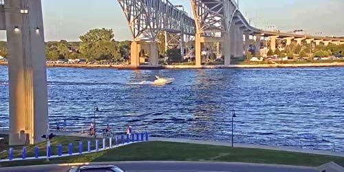 Blue Water Bridge, Saint Clair river - live webcam, Michigan Port Huron