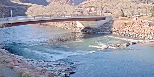 Colorado River Bridge - live webcam, Colorado Glenwood Springs