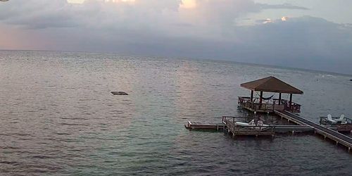 Panorama of the Caribbean - live webcam, Roatan island Coxen Hole