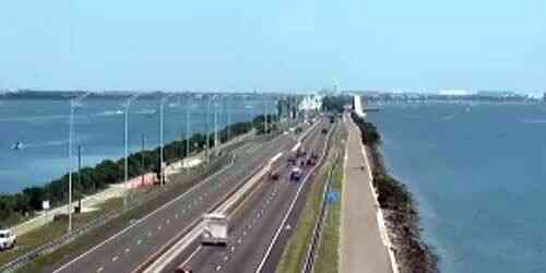 Courtney Campbell Causeway webcam - Tampa