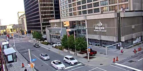 Delta Hotels by Marriott Ottawa City Center -  Webcam , Ontario Ottawa