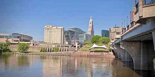 Watch Live Connecticut River & Downtown — Hartford