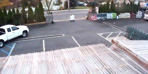 Landscaping Store in Eastchester - live webcam, New York New York