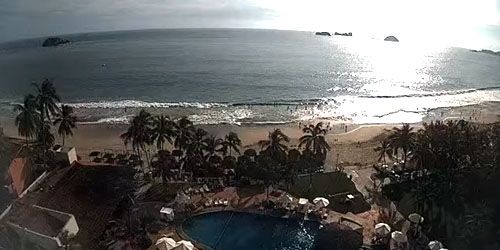 Piscines de l'hôtel Emporio Beach -  Webсam , Guerrero Ixtapa