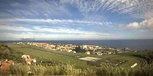 Watch Live Flores Airport - Flores Island