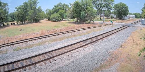 Railroad crossing in Greenville - live webcam, Texas Dallas