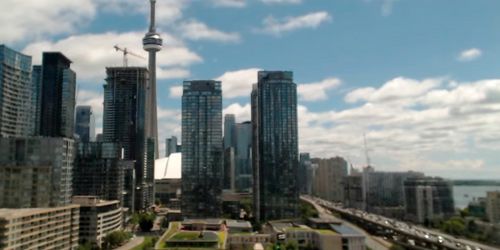 Harbourfront - Vue sur la Tour CN webcam - Toronto