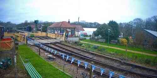 Watch Live Havenstreet Station - Isle of Wight