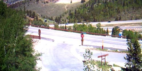 Highway in the mountains - live webcam, Colorado Dillon