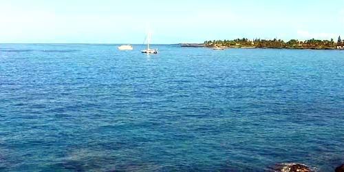 Holualoa Bay from Royal Kona Resort - live webcam, Hawaii Hilo