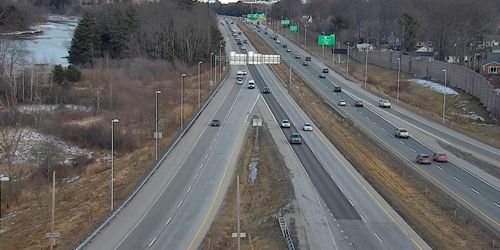 Traffic on the highway I-295 - live webcam, Maine Portland