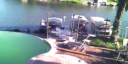Jetty on the river Rakun - live webcam, Iowa Des Moines
