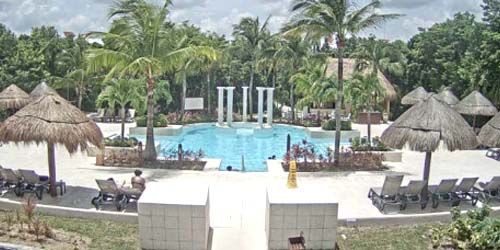 Grand Palladium Kantenah Resort & Spa Hotel - live webcam, Quintana Roo Playa del Carmen