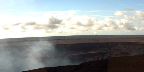 Kilauea volcano caldera - live webcam, Hawaii Hilo