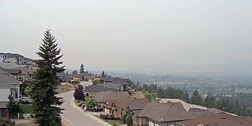 Residential buildings in Kirschner Mountain - live webcam, British Columbia Kelowna