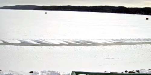 Vue sur le lac depuis la digue -  Webсam , L'Ontario Wawa