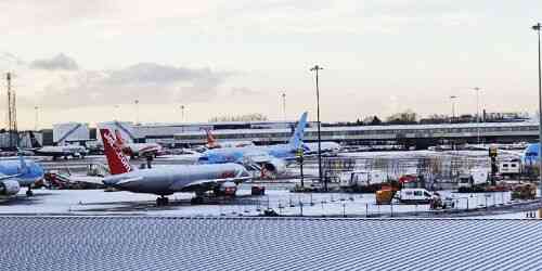 LIVE: Aeropuerto de Mánchester - Manchester