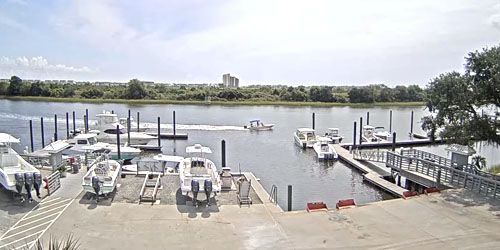 Ocean Isle Marina & Yacht Club on Intracoastal Waterway - live webcam, North Carolina Wilmington