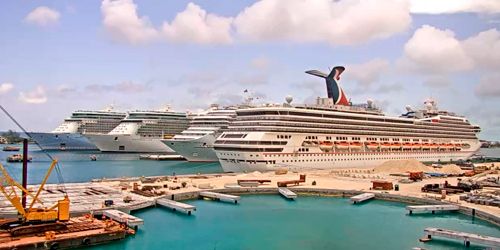 Sea port, berth for ocean liners - Live Webcam, New Providence Nassau