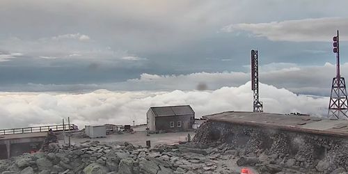Mount Washington Observatory webcam - Conway