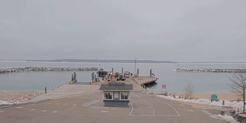 Northport Pier webcam - Green Bay
