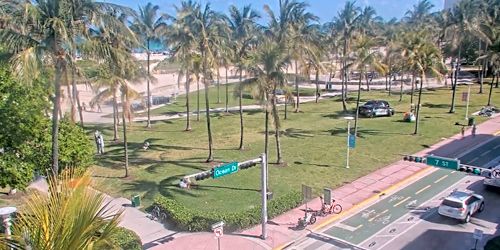 Ocean Drive - Vista al parque Lummus webcam - Miami