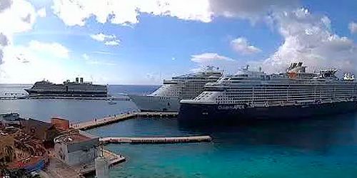 Cruise Ship Pier in San Miguel de Cozumel - live webcam, Quintana Roo Playa del Carmen