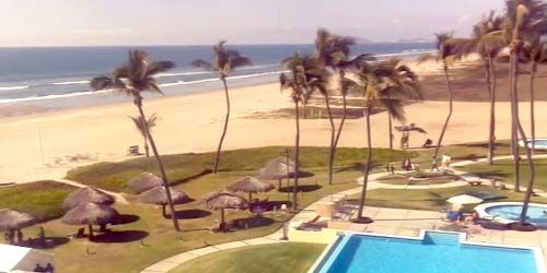 Pool in the hotel on the first line - Live Webcam, Sinaloa Mazatlan