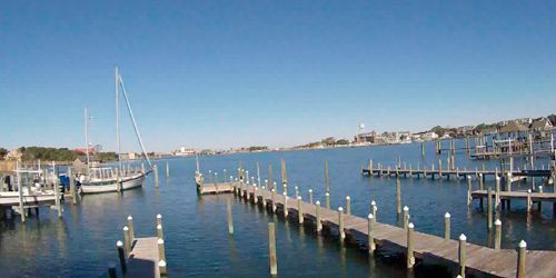 Silver Lake Harbor webcam - Ocracoke