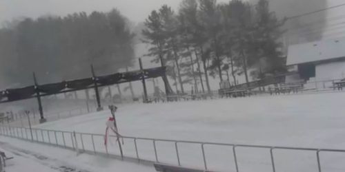 Ice skating rink at Appalachian Ski Mountain - live webcam, North Carolina Boone