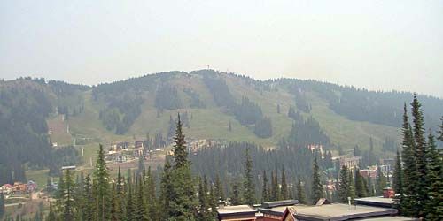 Vista panorámica de la pendiente de esquí. -  Webcam , Columbia Británica Vernon