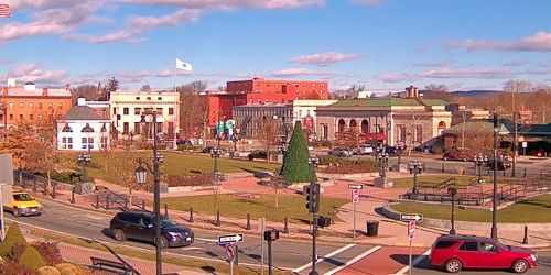 Park Square, Westfield Green - live webcam, Massachusetts Westfield