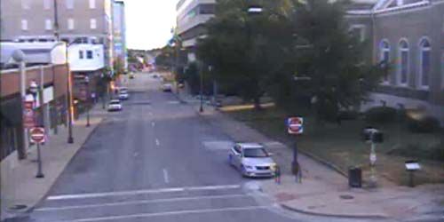 Streets in the city center - live webcam, Illinois Springfield