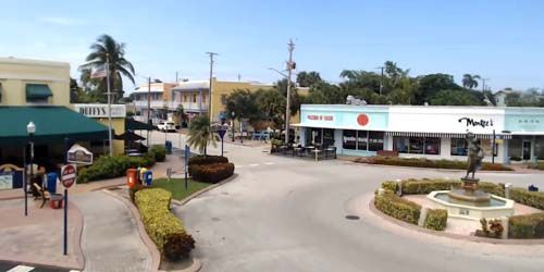Downtown Stuart Fountain Ring - Live Webcam, Florida Port St. Lucie