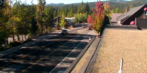 Traffic in the city center - live webcam, California Tahoe City