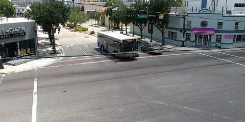 Traffic in the city center - live webcam, Florida Sarasota