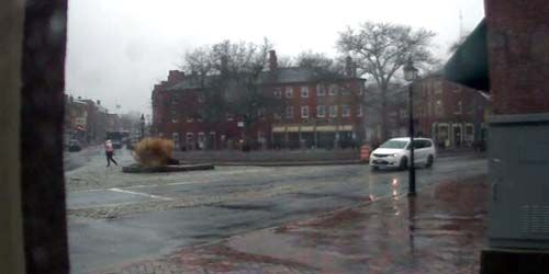 Traffic in the city center - live webcam, Massachusetts Boston
