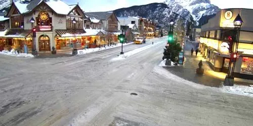 Cruce de caminos en el centro de Banff resort Cámara web