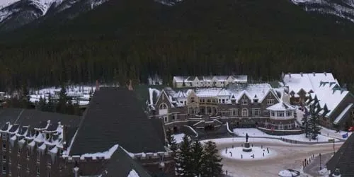 PTZ camera in the center of Banff webcam - Calgary