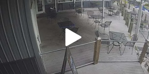 Ralph's Main Bar en la costa del lago Kentucky webcam - Benton