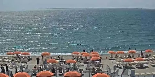 Sea Crest Beach in North Falmouth webcam